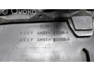 Передняя решётка Ford Focus 2004-2010 года 4M518138AE, 4M518200AJ      