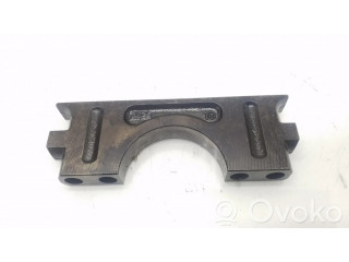 Crankshaft holder bracket