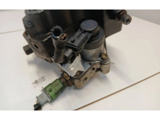 Vstřikovací čerpadlo 8692521, 015619   Volvo S60    D5 