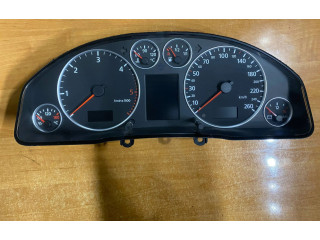 Přístrojová deska  Audi A6 S6 C5 4B 2001 110080128001, CE068200  