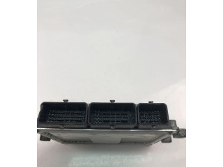 Řídící jednotka 237104789R, 237102706R   Renault Clio IV 2014