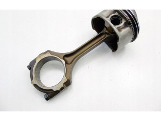  Поршень с шатуном  82L76  Renault Megane II  