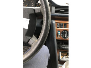 Volant Mercedes-Benz E W124 1990   