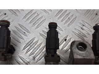 Vstřikovací lišta 35310-22600   Hyundai Getz  pro benzínový motor 1.1  