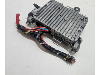 Блок комфорта 149732700B   Tesla Model Y   