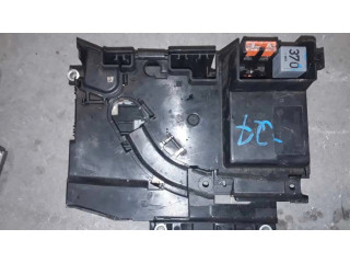 Блок предохранителей 7L0937555A   Audi Q7 4L    