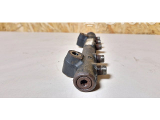 Vstřikovací lišta 9685297580, 1691115   Volvo V70    D4162T 