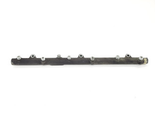 Vstřikovací lišta 0445216002   BMW 5 E39  pro naftový motor 3.0 M57 D30 (306D1) 