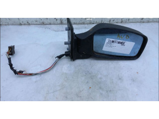 Zpětné zrcátko  Peugeot 806 2001  8153JH  