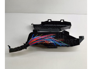   Pojistková skříňka 31473884, 8888347820   Volvo XC40 2024