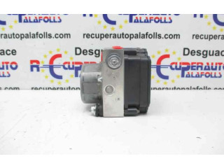 Jednotka ABS 476605492RA   Renault Captur 2015