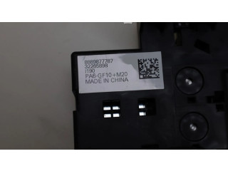 Блок предохранителей  8889877787, 32265898   Lynk & co 01    