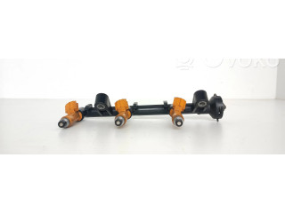 Vstřikovač PA66GF35   Subaru Justy  pro benzínový motor 1.0  