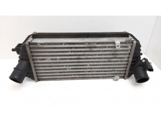Интеркулер  282712A800, 3930084400   Hyundai i40 1.7