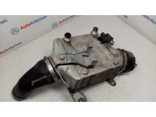 Интеркулер  13717575405   BMW 5 F10 F11 5.0