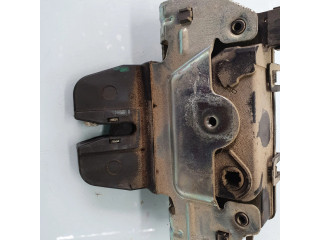 замок багажника 495058724, 131172851825    Opel Astra H 2004-2012 года