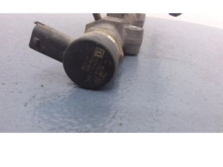 Vstřikovací lišta 23810-0N021, 23810-0N021   Toyota Yaris     