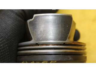 Píst    Audi A3 S3 8P     