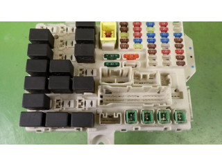 Блок предохранителей MN108319   Mitsubishi Colt    