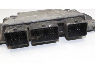 Řídící jednotka 8200522357, 8200510536   Renault Clio IV 2015