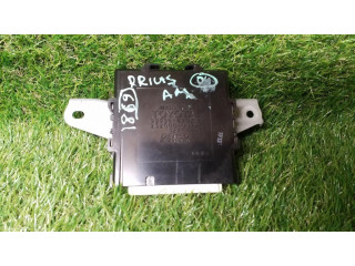 Блок управления 8999047020, 2325000072   Toyota Prius (XW20)