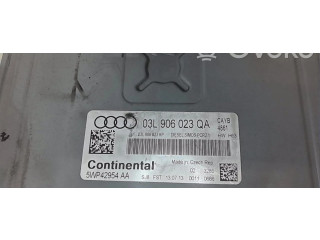 Блок управления двигателя 03L906023QA   Audi A1