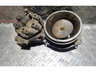 Vstřikovací lišta 0438120185, 035133353AB   Audi 100 200 5000 C3     