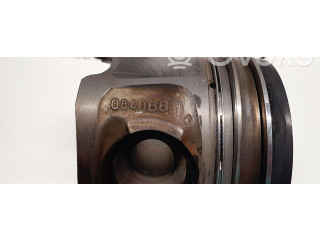 Píst 0840BB   BMW 1 E81 E87  pro naftový motor 1.8  
