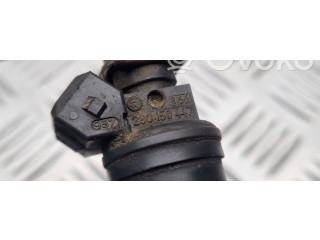 Vstřikovací lišta 058133551, 280150447   Audi A6 S6 C5 4B    AEB 