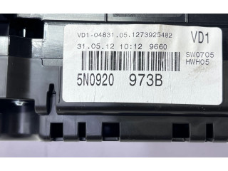 Панель приборов 5N0920973B   Volkswagen Tiguan       