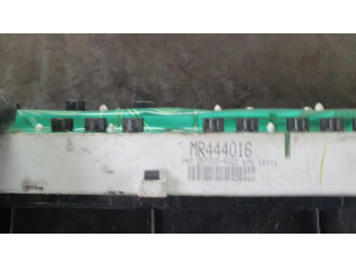 Přístrojová deska  Mitsubishi Galant 2000 MR444016, 2573104022  