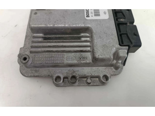 Блок управления двигателя 8200389519   Nissan Primastar