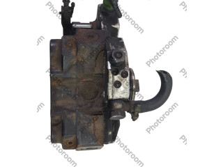Vstřikovací čerpadlo 0445010111, 30756125   Volvo S60    D5244T4 