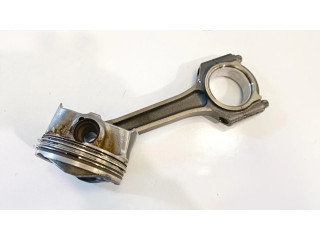 Píst PISTON   Ford Focus  pro benzínový motor 1.0  