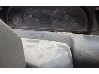 Přístrojová deska  Peugeot 106 1997   