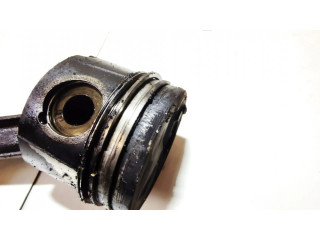 Píst    Peugeot 605  pro naftový motor 2.1  