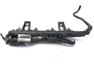 Топливная рампа 8200292590   Renault Clio III  