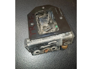 Замок багажника 054983B, 07BGM66692    Renault Trafic II (X83) 2002 - 2014 года