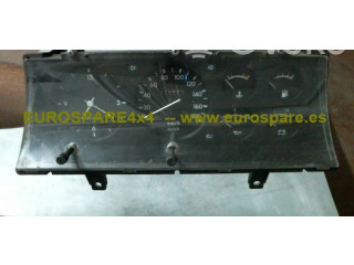 Přístrojová deska  Nissan Patrol 260 1989 195476-01, G9800  