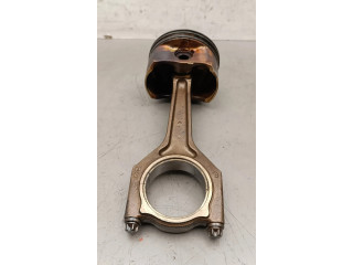 Píst 7504422   BMW 3 E46  pro benzínový motor 2.0 N42B20 