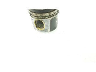  Поршень с шатуном  11258519401, 1212CD  BMW 2 Active Tourer U06  2.0
