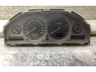 Přístrojová deska  Volvo V70 2002 8602474, 9459821  
