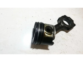 Píst    Alfa Romeo 156  pro naftový motor 2.4  