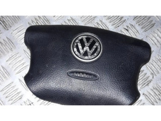 Подушка безопасности водителя 3B0880201   Volkswagen Golf IV