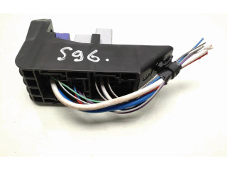   Pojistková skříňka 9008087019, 2830028010   Toyota Auris 150 2007