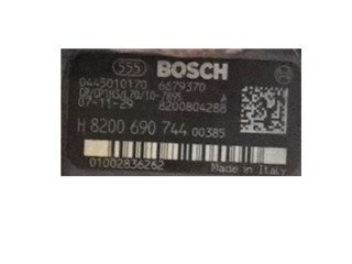 Vstřikovací čerpadlo 8200690744   Renault Koleos I    M9R 830 