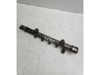 Vstřikovací lišta A6510700495, R9144Z240A   Infiniti Q50     