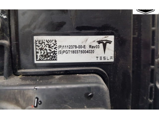 Блок предохранителей  111237900E, 111237900E   Tesla Model S    