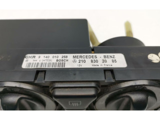 Блок управления климат-контролем 2108302085   Mercedes-Benz C W202
