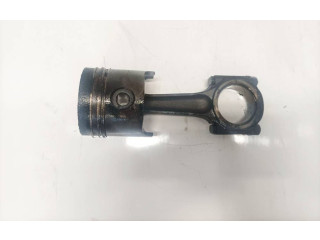 Píst    Peugeot 405     